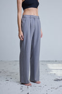 Hose „Sofia“ – Wide, Soft & Confident