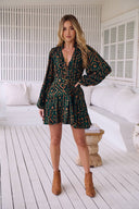 Kleid „Elara“ – Boho Chic mit einem Hauch Glam