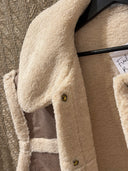 Niva – Teddy-Weste in Taupe & Creme